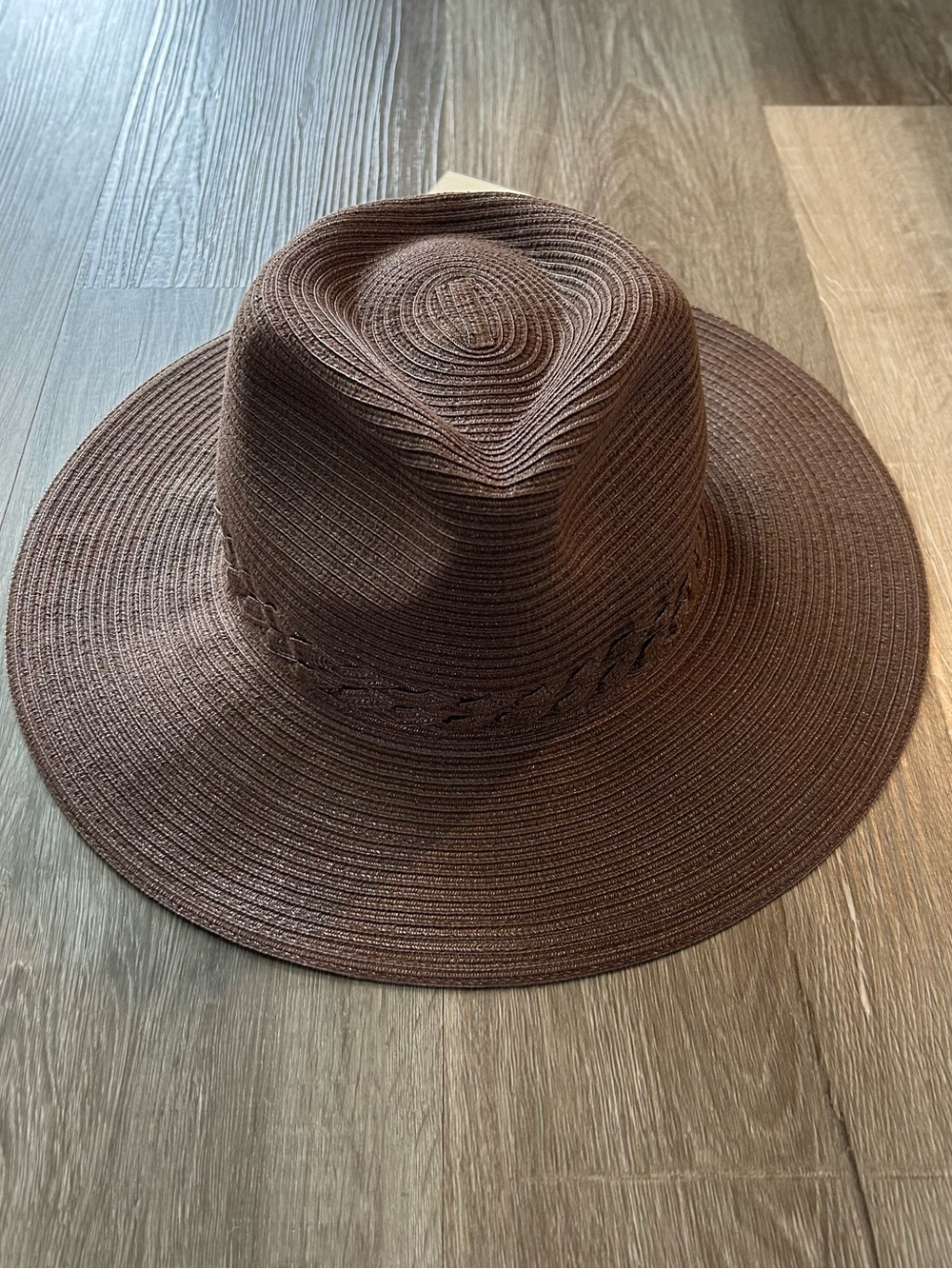 Universal Thread Woman’s Wide-Brim Straw Fedora in Dark Brown